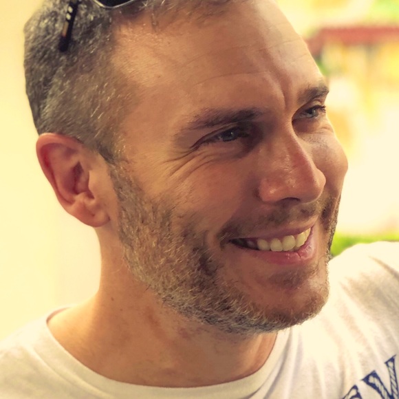 Meet your Posher, Molotov - Picture 4 of 7